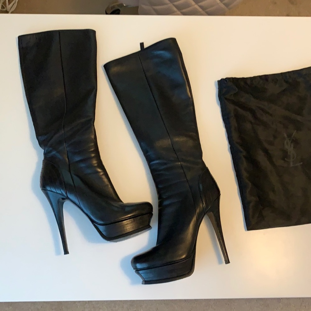 Yves Saint Laurent black leather boot Sz 38.5 GREAT CONDITION authentic! YSL